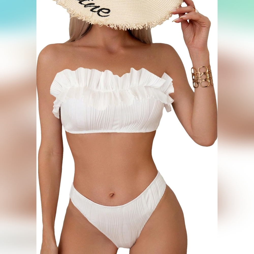 NWOT Amazon White Bandeau Set With Straps Size Small